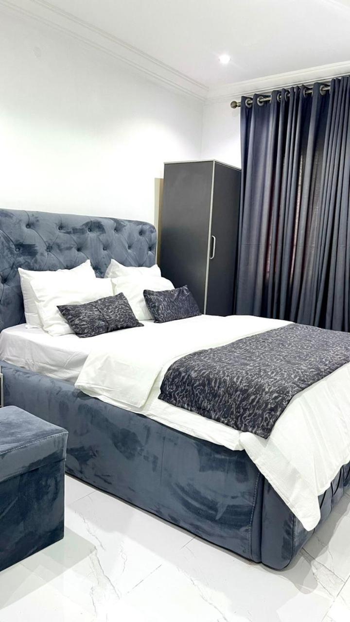 Blueocean Apartment Benin City Ngoại thất bức ảnh