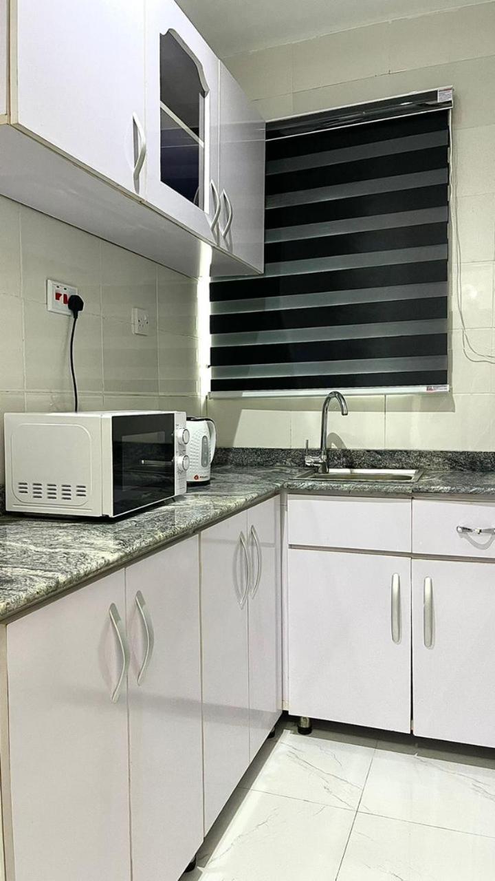 Blueocean Apartment Benin City Ngoại thất bức ảnh